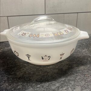 Vintage Milk Glass Casserole Dish with Lid by Glass Bake. 2qt